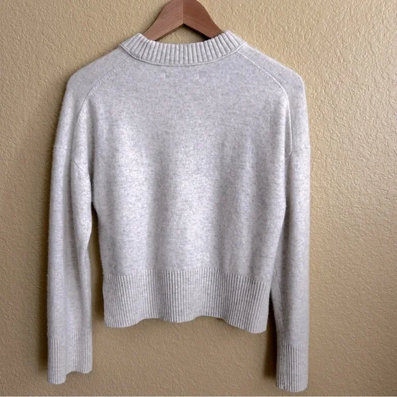 Abercrombie & Fitch Cashmere Mock Neck Sweater - Picture 3 of 7